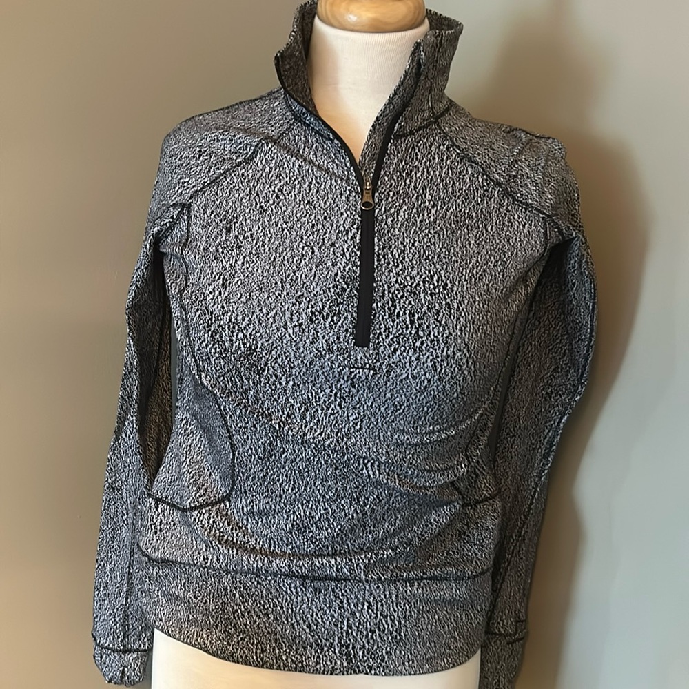 Lulu Lemon Quarter Zip Size 4/6